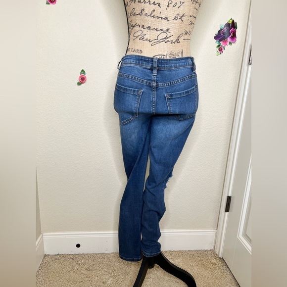 Kensie Effortless Ankle Mid Rise Distressed Style Medium Blue Jeans Size 26 - Picture 7 of 8